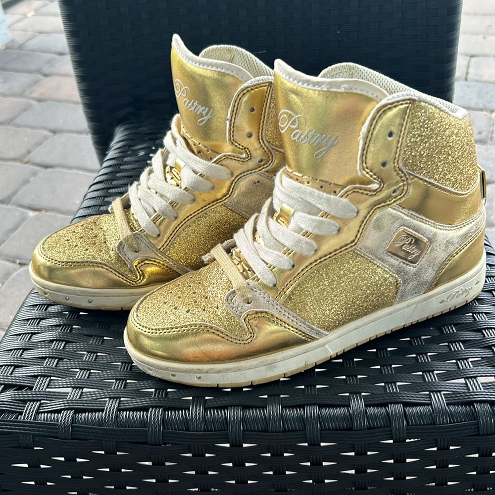 Pastry Glam Pie Glitter High-Top Sneaker & Dance Shoe for Adults